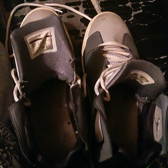 Jordans - Picture 3 of 3